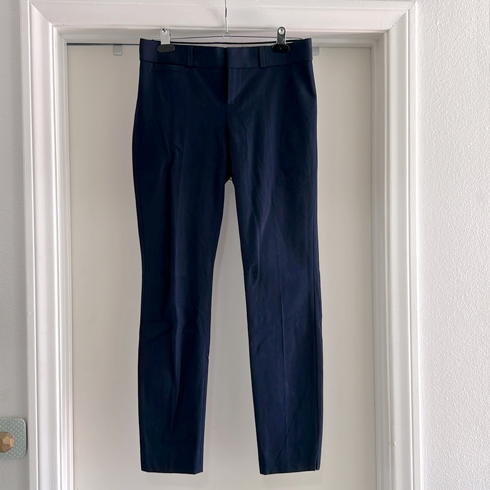Banana Republic Sloan pant. Navy color. Size 0.